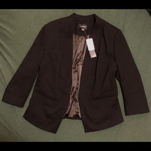 le chateau womens black blazer